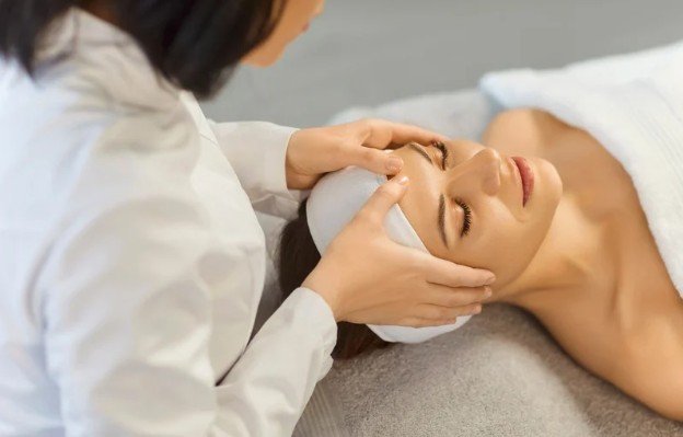 The Role of a Professional Massage Therapist